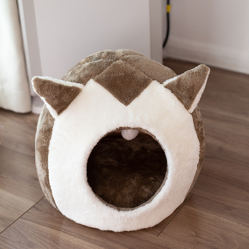 Cama nido cerrada para gato color beige vista desde arriba