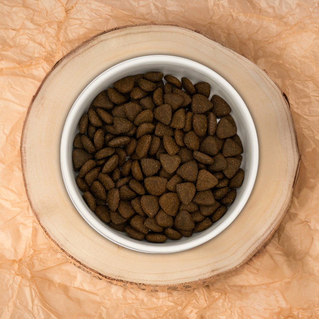 Pienso Perro Naturalmente Pollo de Corral con Super Alimentos -  6kg Pienso Seco para Razas Medianas / Grandes