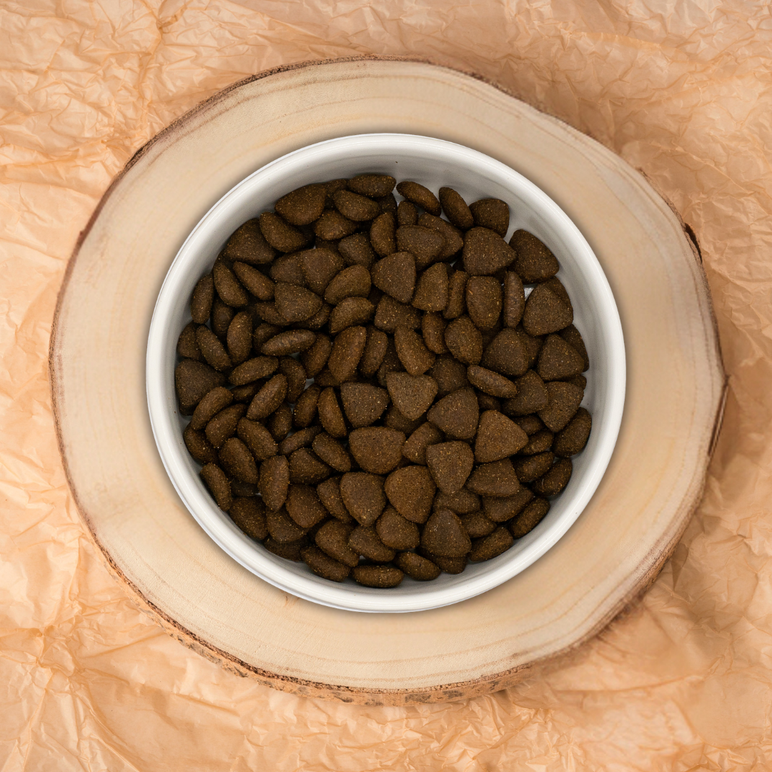 Pienso Perro Naturalmente Pollo de Corral con Super Alimentos -  6kg Pienso Seco para Razas Medianas / Grandes