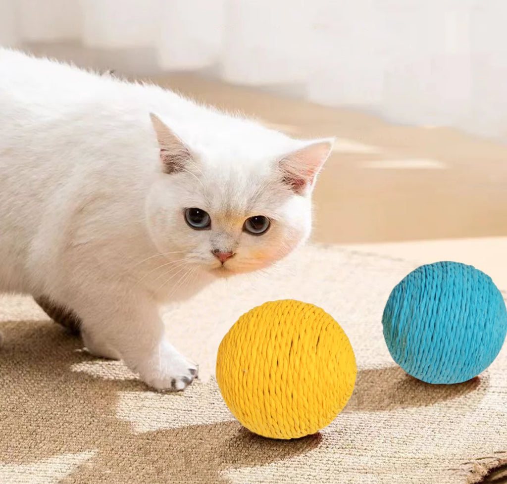 Pelota rascadora interactiva de sisal de 10 cm para gatos, ideal para limpiar los dientes de los gatitos. Pelota antimordeduras con sonido.