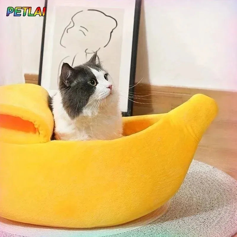Cama banana para gatos, casita súper suave, adorable cama banana semicerrada y cálida para mascotas, accesorios para gatos, cama para perros, cojines banana con tapa