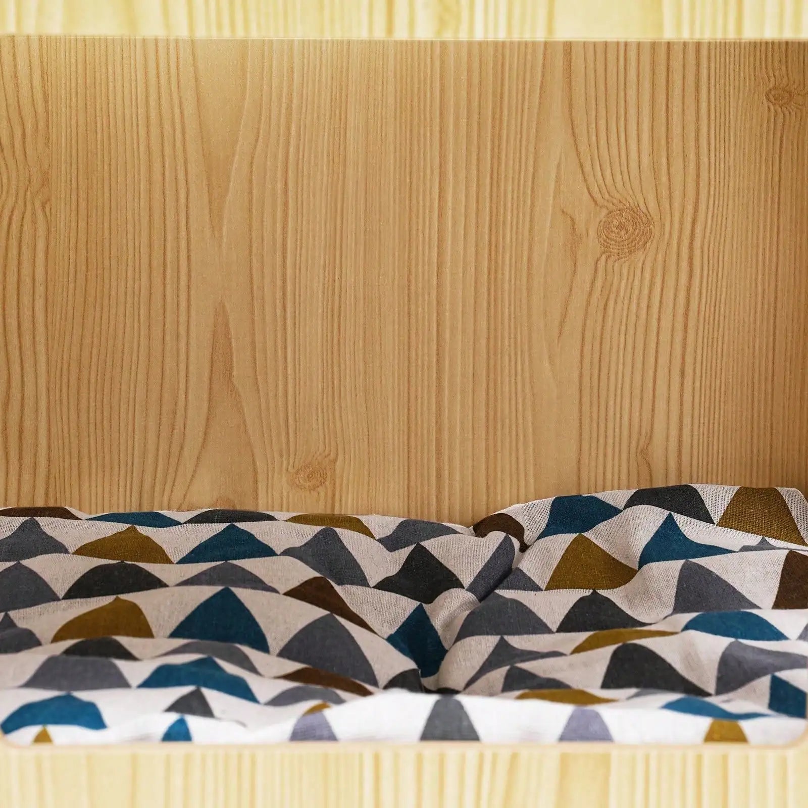 Cama tipo cueva para gato