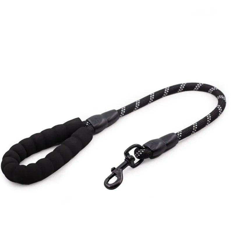 Correa reflectante para perros grandes de paseo, de nailon y con mango suave.