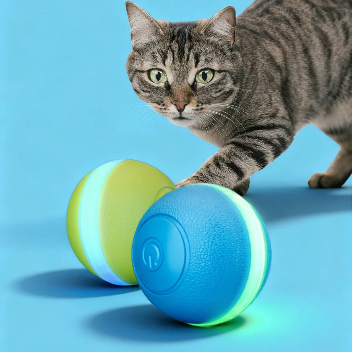 Pelota inteligente interactiva para gatos: juguete electrónico automático con luz LED para entretenimiento y entrenamiento.
