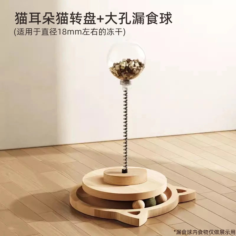 El rascador para gatos es resistente al desgaste y no suelta pelusa. La columna rascadora está hecha de cáñamo de sisal y se utilizan juguetes para gatos.