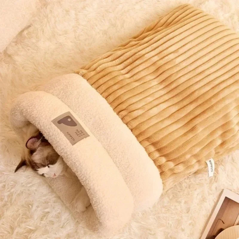 Saco de dormir para mascotas, cómodo y flexible, casita para gatos y cachorros, cálido en invierno, suave y afelpado, semicerrado y resistente al viento.