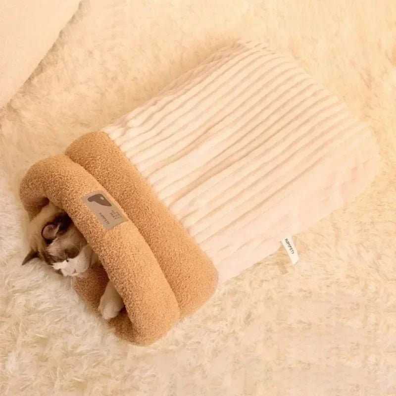 Saco de dormir para mascotas, cómodo y flexible, casita para gatos y cachorros, cálido en invierno, suave y afelpado, semicerrado y resistente al viento.