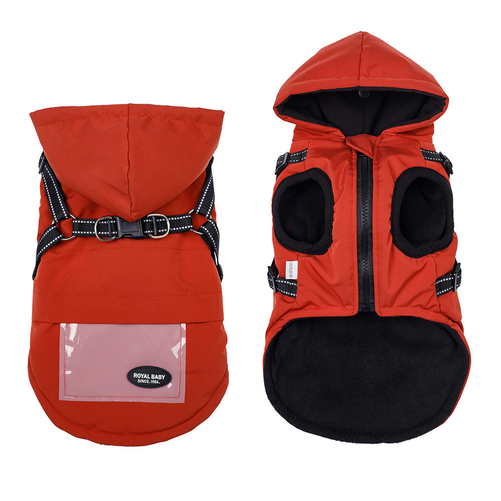 Chaqueta deportiva para perro con arnes y capucha color rojo