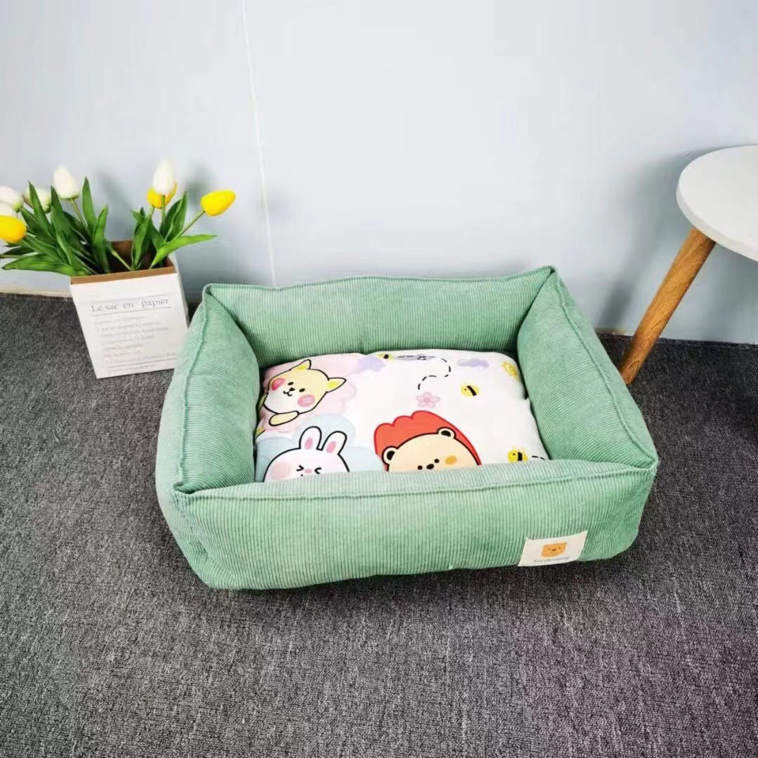 Cama nido de algodón para mascota en color verde y diseño fantasia
